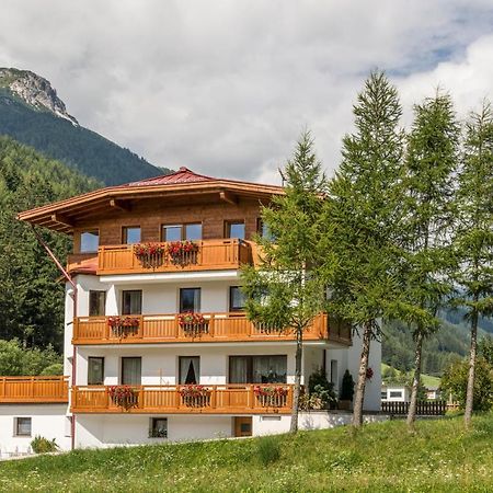 Ottohof - Feldblick Appartement Colle Isarco Buitenkant foto