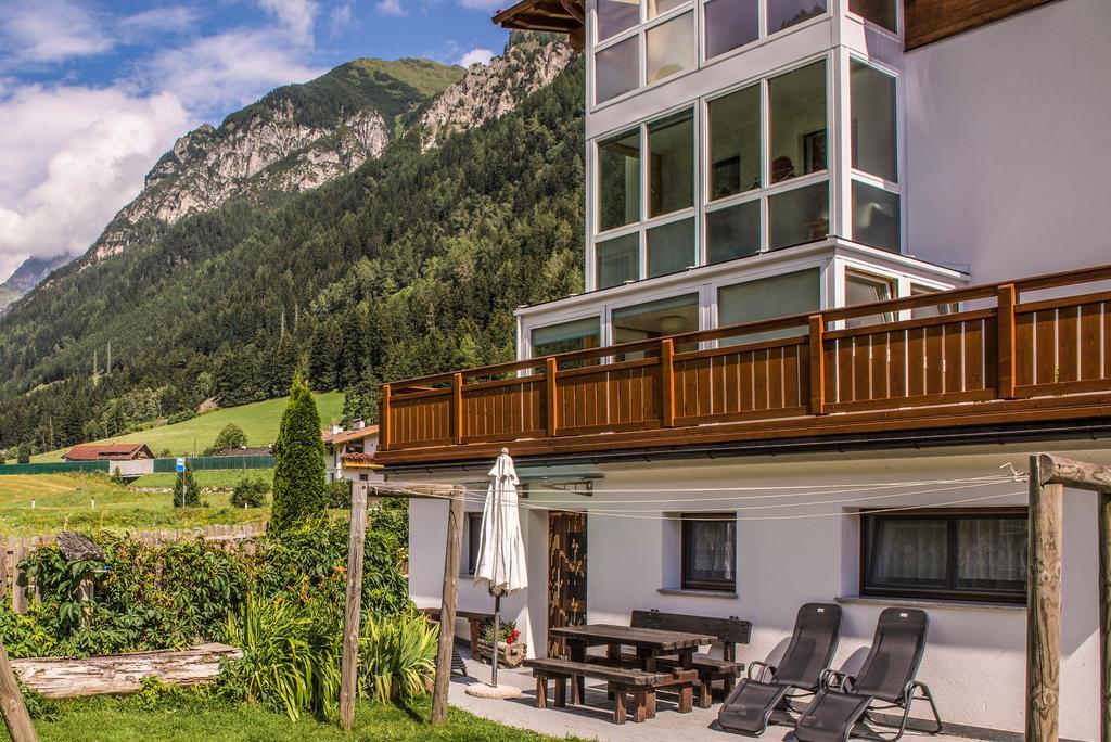 Ottohof - Feldblick Appartement Colle Isarco Buitenkant foto